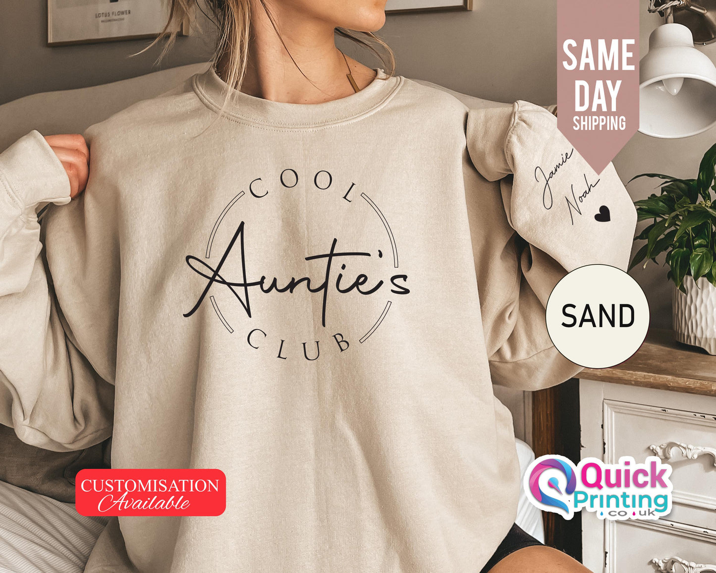 Cool Aunties Club Sweatshirt with Name on Sleeve, Personalized Auntie jumper, Auntie Announcement Sweater, Custom Auntie Sweatshirt, Xmas T