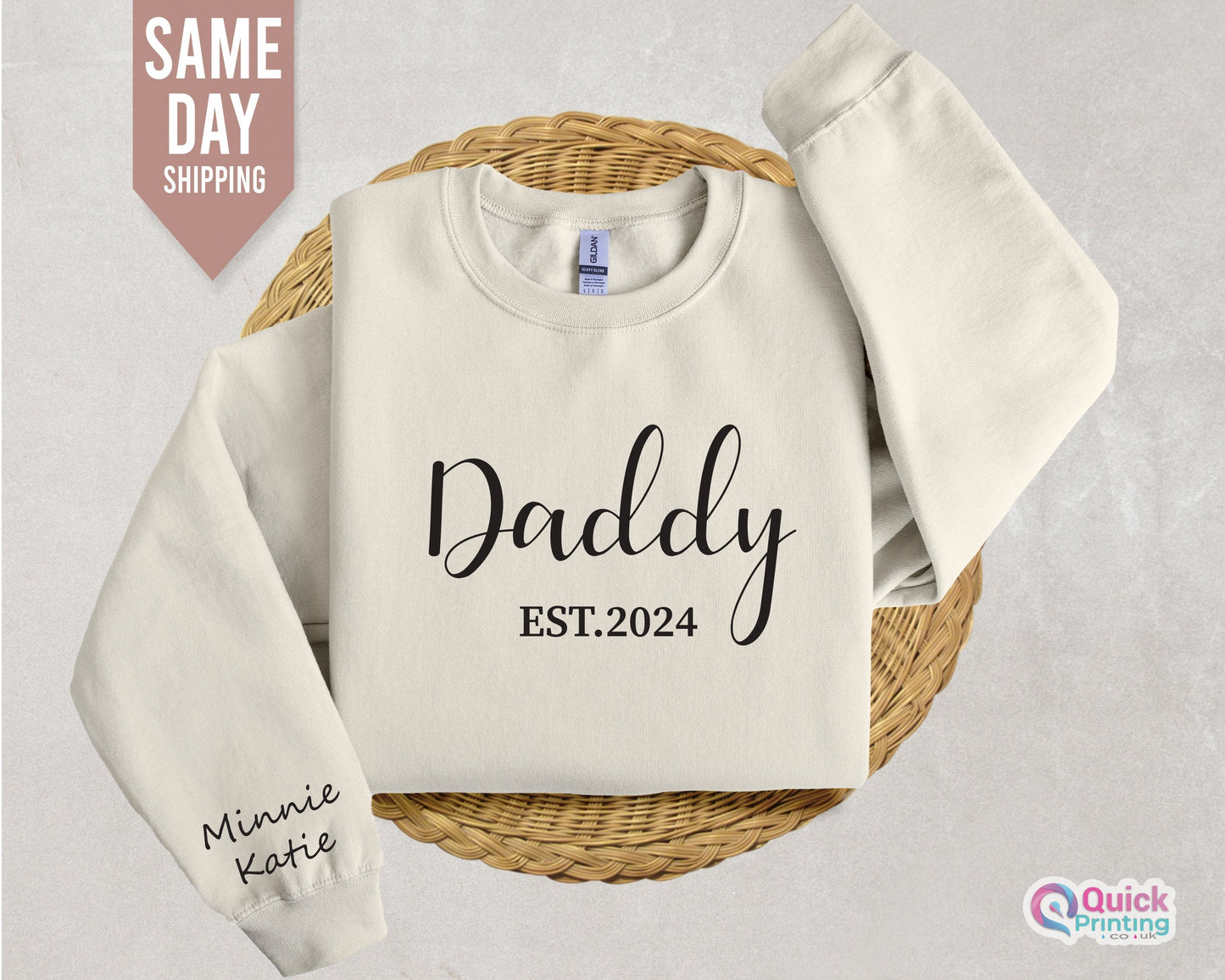 Personalized Daddy Sweatshirt, Custom Daddy Sweatshirt with  Name on Sleeve, Dad Jumper, Christmas Gift for Dad, Dad To Be Gifts 2024