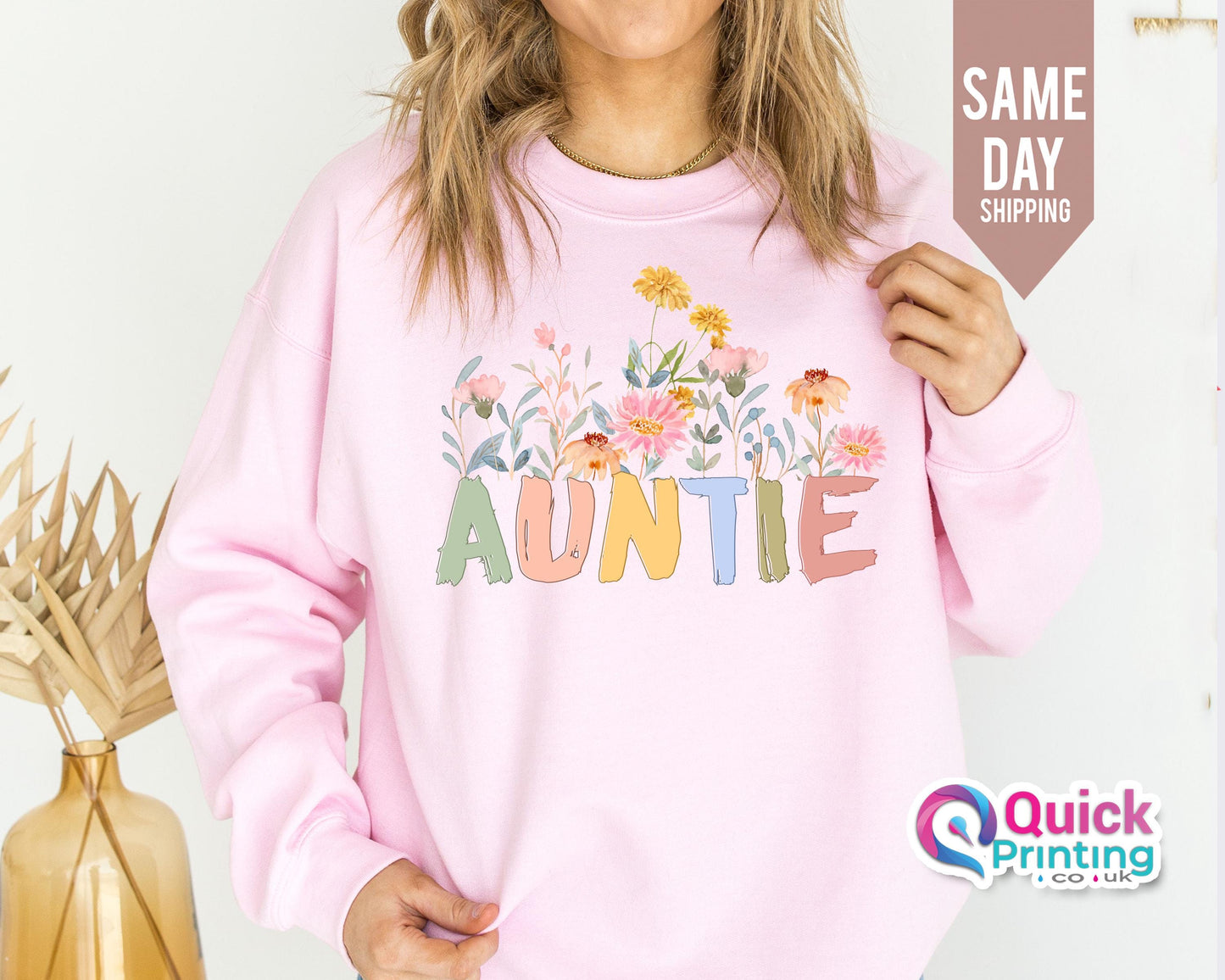 Auntie Floral Sweatshirt: Personalized Aunt Gift